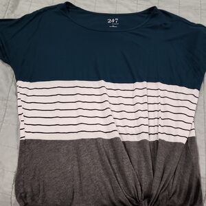 47 Women's Navy and Gray Striped Tee